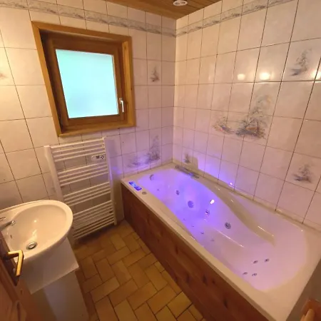 Le Fishing En Bois Avec Bain Nordique * Ла-Бресс