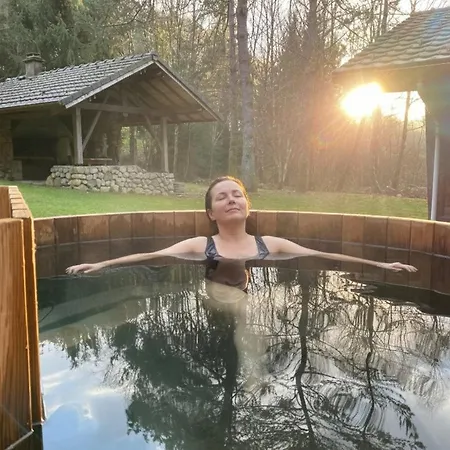 Шале Le Fishing En Bois Avec Bain Nordique *