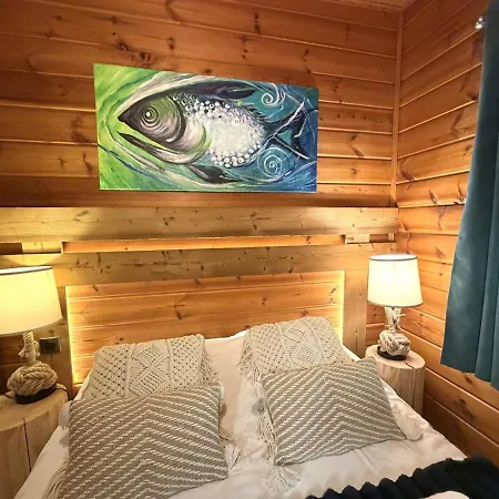 Le Fishing En Bois Avec Bain Nordique Шале *